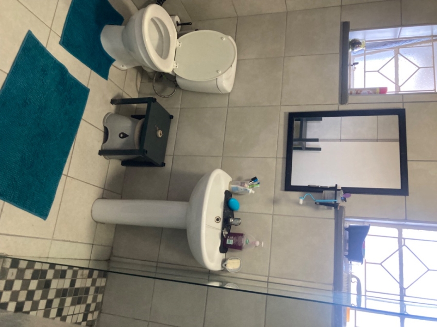 3 Bedroom Property for Sale in Kabega Park Eastern Cape